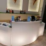 Cocktail bar